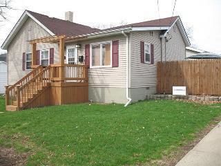 1303 W Empire St., Bloomington, IL 61701