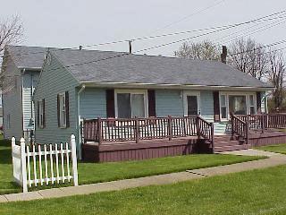 913 W Clay, Clinton, IL 61727