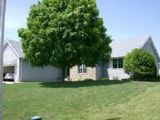 105 Aspen Dr., Clinton, IL 61727