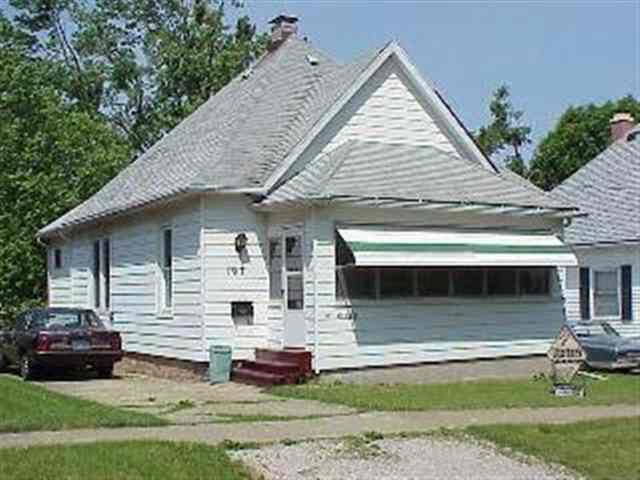 197 S Isabella, Clinton, IL 61727