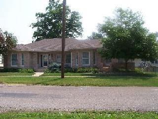 606 N Monroe, Clinton, IL 61727