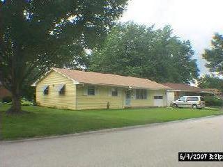 8 Foley Ave., Bloomington, IL 61701