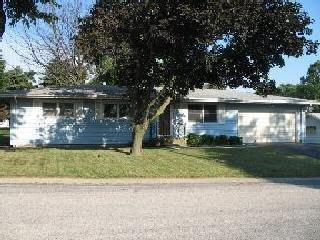 2 Carita Drive 2, Clinton, IL 61727