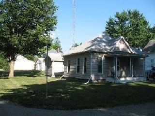 524 N Elm St., Clinton, IL 61727