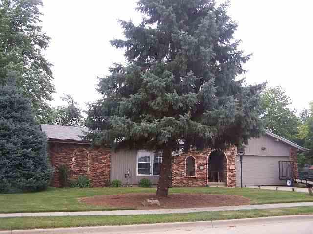 819 Kleeman Dr., Clinton, IL 61727