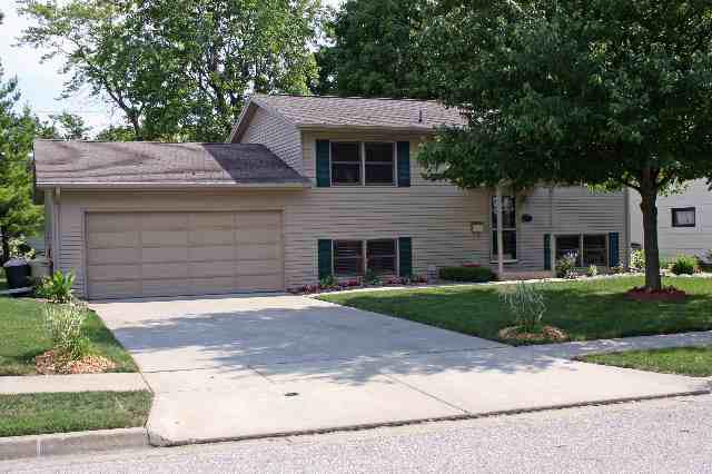 505 E Summit, Normal, IL 61761