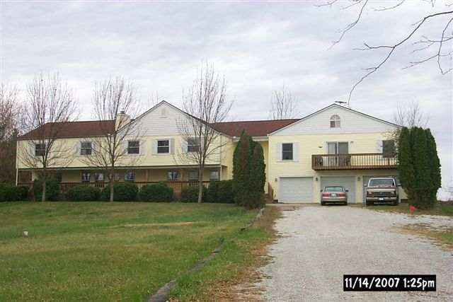 291 2600e Rd., Hudson, IL 61748