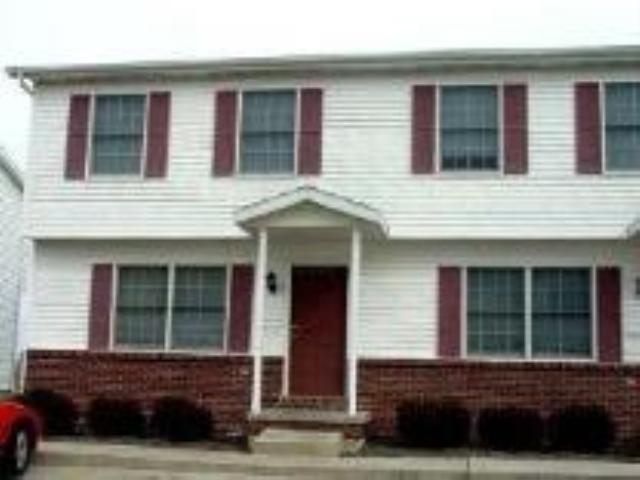 122 Crossing Dr., Normal, IL 61761