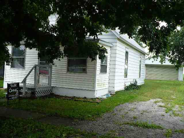 206 S Grant Ave., Stanford, IL 61774