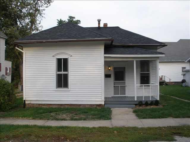 108 N Elizabeth St., Clinton, IL 61727