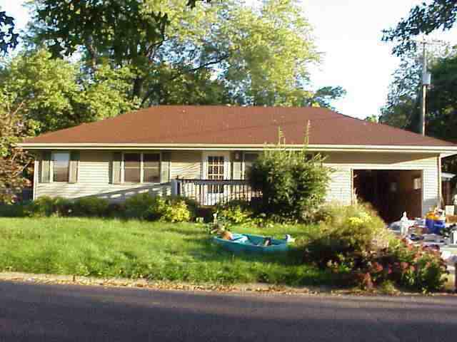 204 E 4th, Mackinaw, IL 61755
