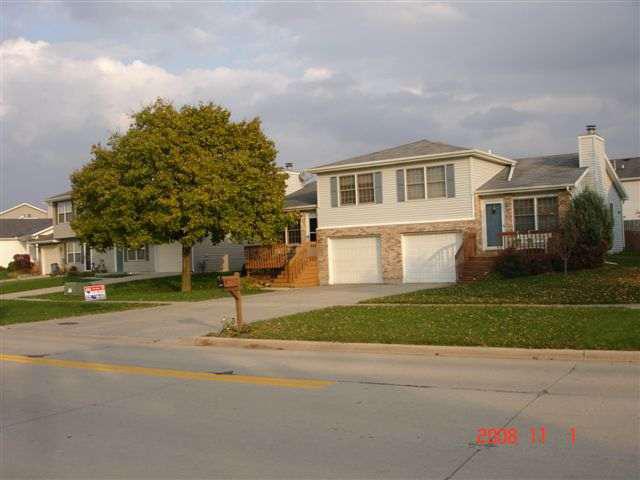 1612.5 N Beech, Normal, IL 61761