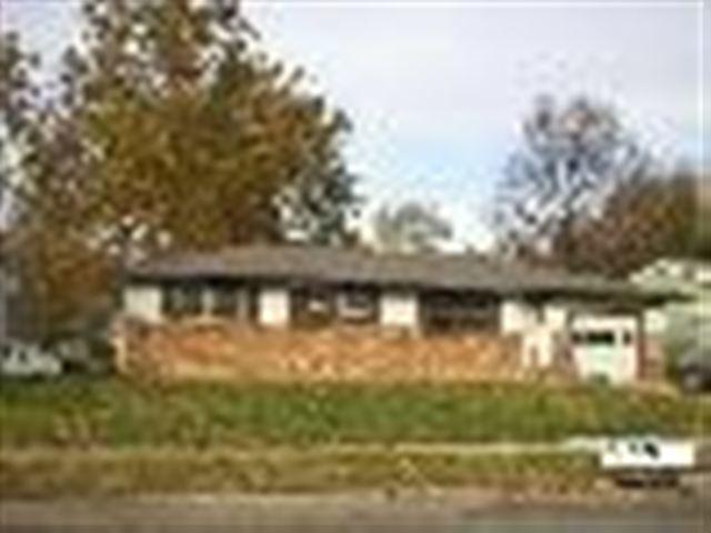 1214 Jersey, Normal, IL 61761