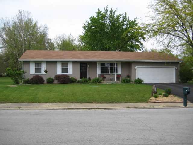 28 Park Ln., Clinton, IL 61727