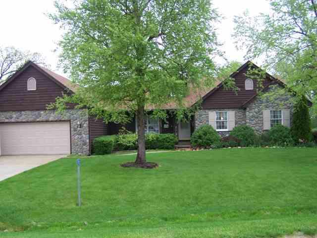 565 Fairway, El Paso, IL 61738