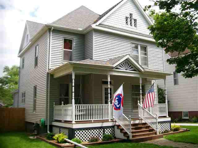 610 N Jackson St., Clinton, IL 61727