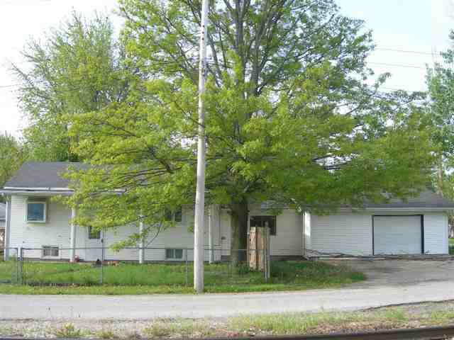 220 N Alexander, Clinton, IL 61727