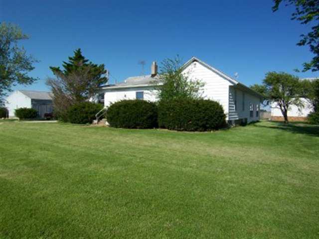 [Address Hidden by Seller], Farmer City, IL 61842