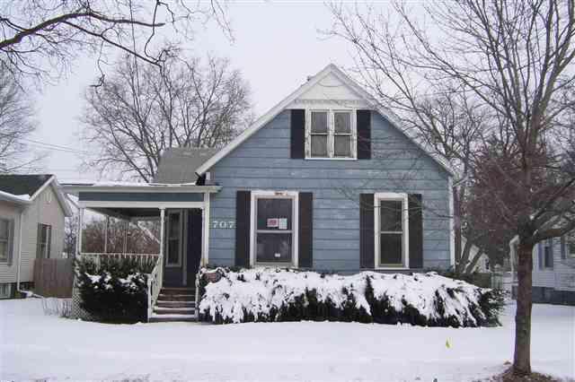 707 W Macarthur, Bloomington, IL 61701