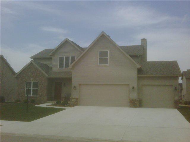 7101 N Ironwood, Peoria, IL 61528