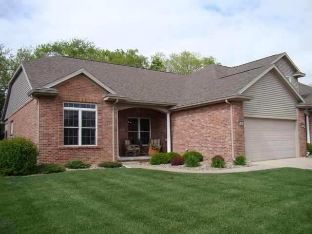 216 Spring Ridge Dr., Bloomington, IL 61704