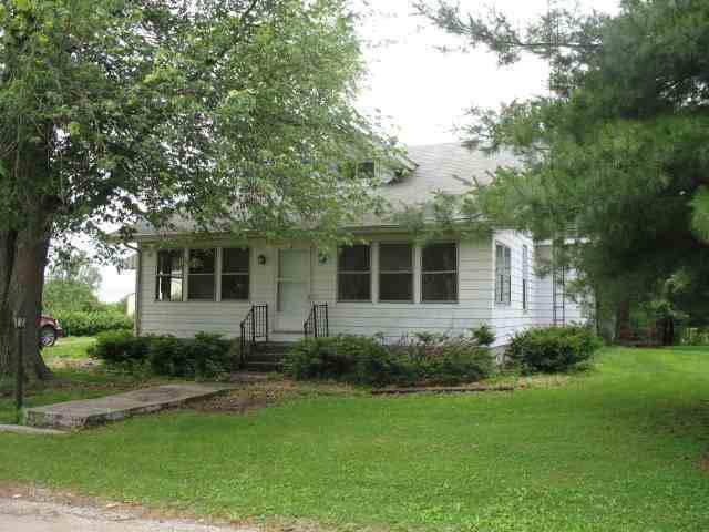 6885 Jersey, Clinton, IL 61727