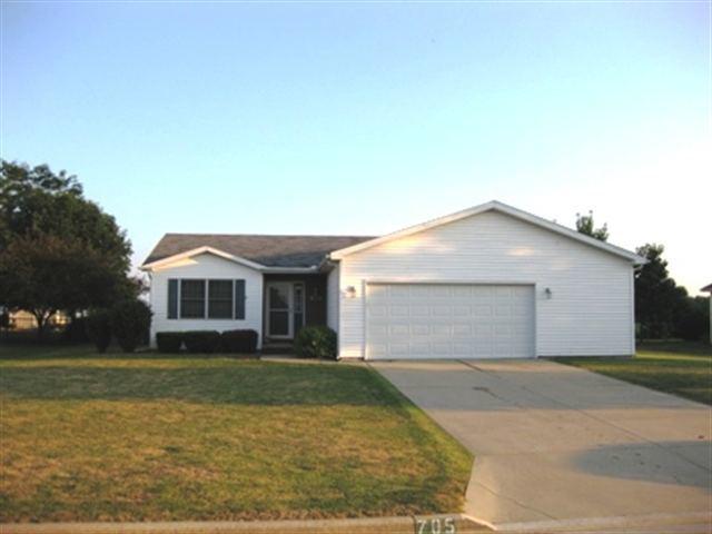 705 Pettit, Hudson, IL 61748