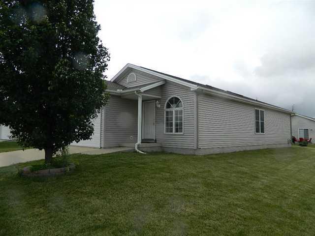 1128 Rader Run, Bloomington, IL 61704