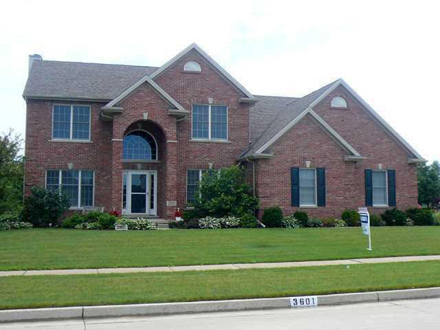 3601 Armstrong Dr., Bloomington, IL 61704