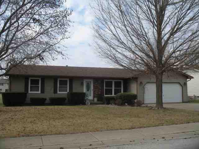 19 Holly Dr., Clinton, IL 61727