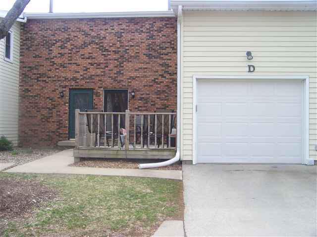 1552 Hunt Dr. #D, Normal, IL 61761