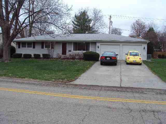 206 Grandview Dr., Normal, IL 61761