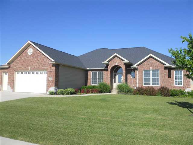 1221 Silver Oak Cir., Normal, IL 61761