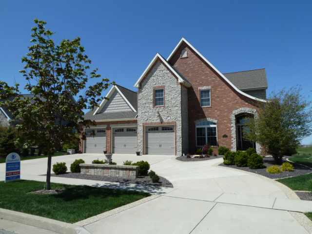 2607 Crooked Creek Rd., Bloomington, IL 61705