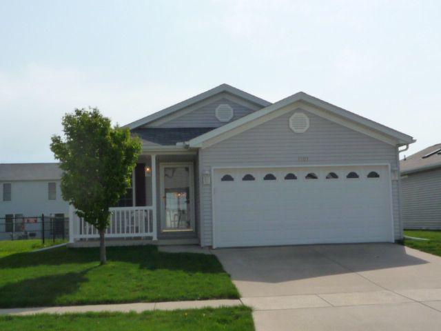 1103 Wanda Way, Bloomington, IL 61704