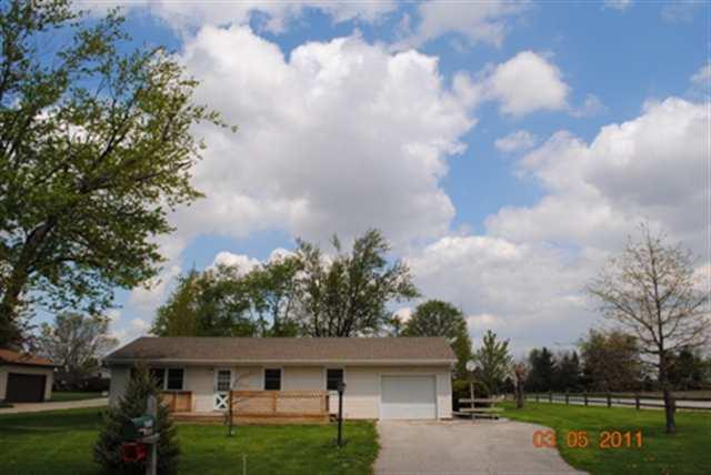 14716 Margo, Bloomington, IL 61705