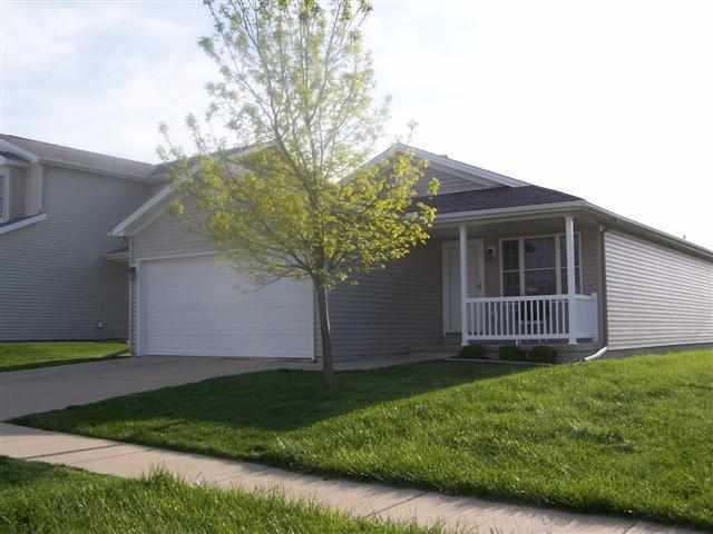 1112 Wanda Way, Bloomington, IL 61704