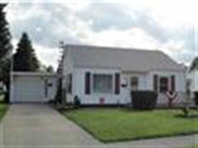 1629 Broadway St., Lincoln, IL 62656