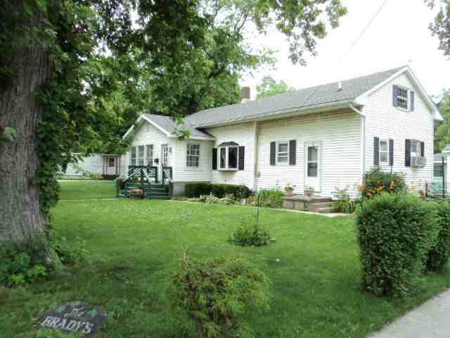 509 E Julia, Clinton, IL 61727