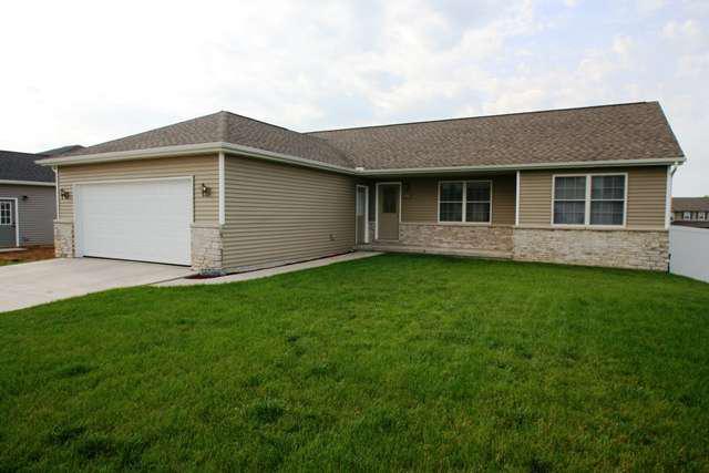 506 Coventry Ln., Mackinaw, IL 61755