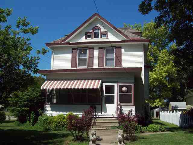 202 Davis Ave., Bloomington, IL 61701