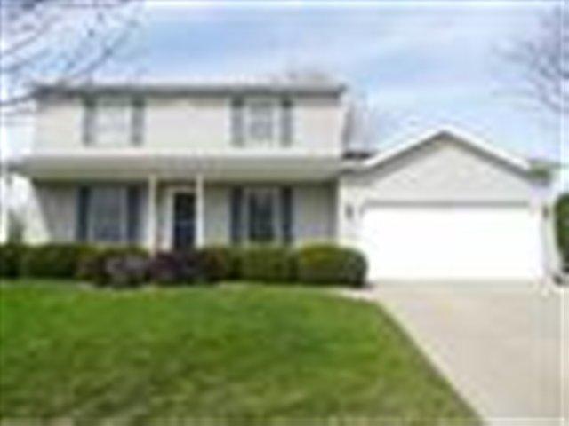 2 Navajo Ct., Bloomington, IL 61704