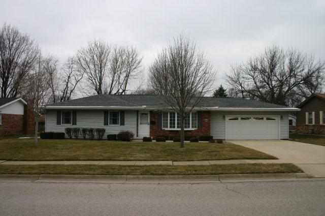 111 Marie Way, Normal, IL 61761