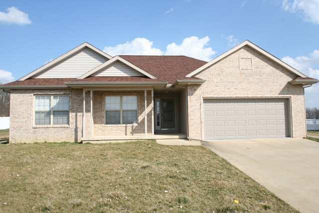 604 Park Trail Rd., Mackinaw, IL 61755