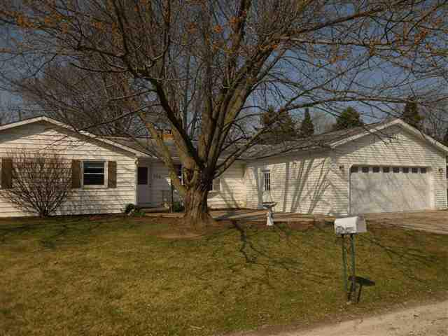 703 Market St., Gridley, IL 61744