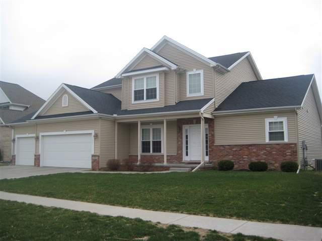 3707 Gina Dr., Bloomington, IL 61704