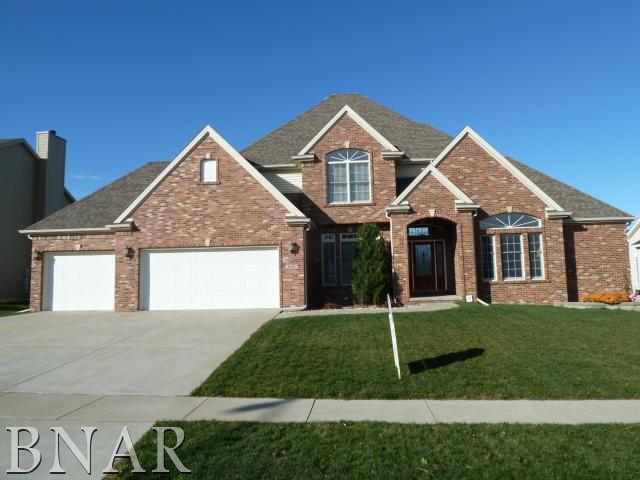 2702 Ark Dr., Bloomington, IL 61704