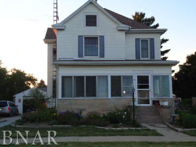 237 W Front, El Paso, IL 61738