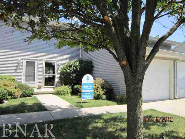 1568 Hunt Dr. #E, Normal, IL 61761