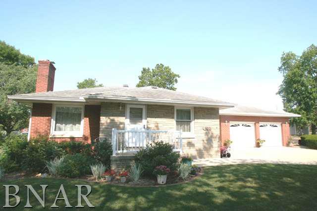 600 S Monroe St., Mackinaw, IL 61755